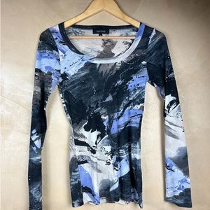 Karen Kane Top Womens MED Tunic Scoop Neck Shark Bite Hem Paisley  Blouse